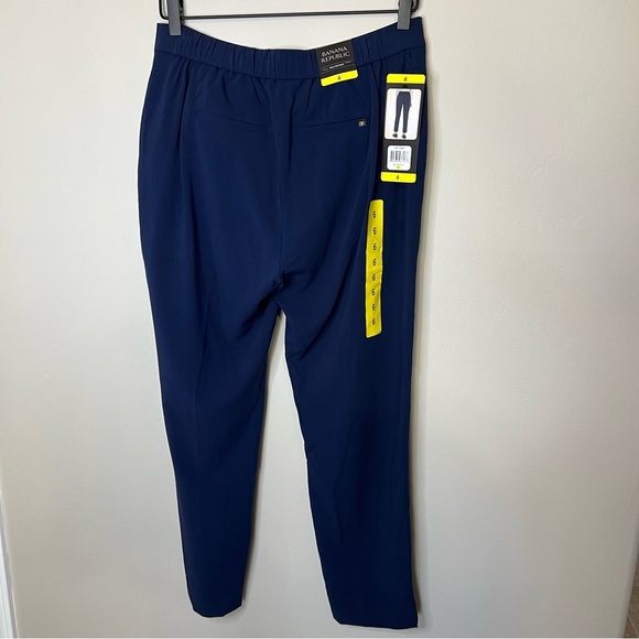 NWT Banana Republic Crop Pull On Flat Front Pants Navy Blue size 6 - Picture 9 of 13